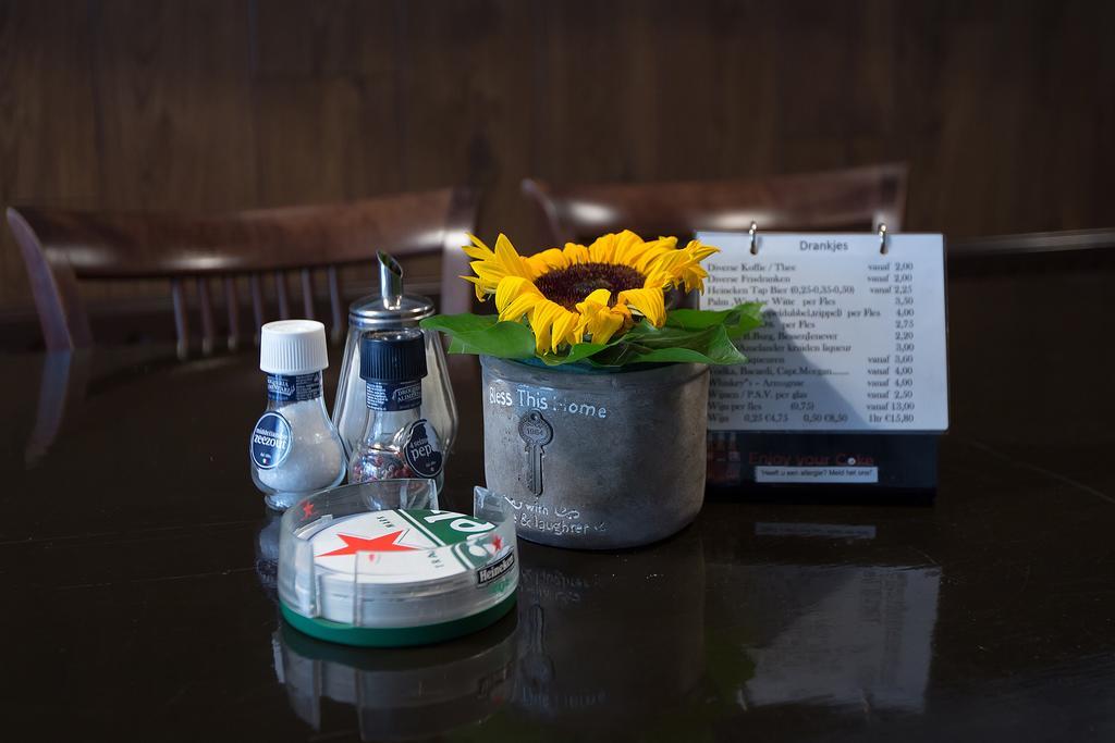 De Gouden Klok Otel Leeuwarden Dış mekan fotoğraf